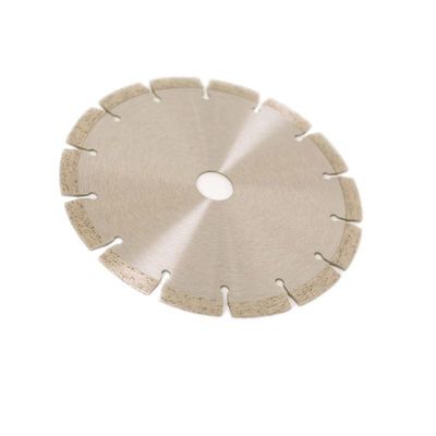 Gesegmenteerd Diamond Blade Cold Press 7inch 180×1.6/2.2×10×22.23×14T voor Algemeen Doel, Steen en Beton