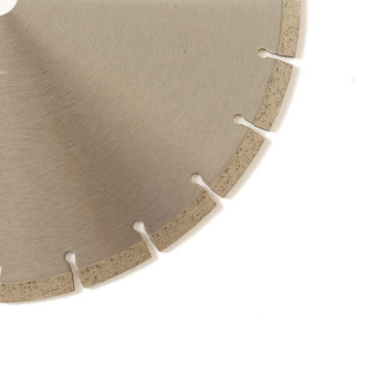 Hete Pers	350×2.2/3.2×10×25.4×24T sinterde Gesegmenteerde Diamant voor Blad	Graniet, Marmer, Beton en Baksteen
