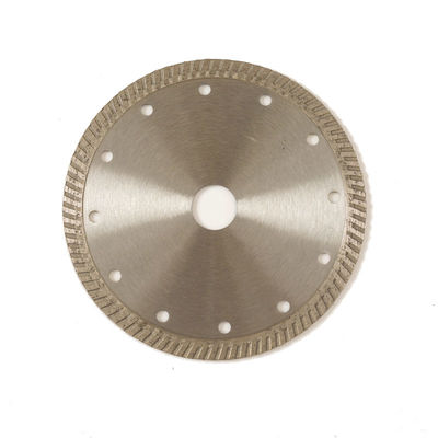 Hete Hoge Pers - het Staallichaam van Diamond Blade 65Mn van het kwaliteits6inch ‚150×1.4/2.4×10×22.23mm Porselein met het Lange Scherpe Leven